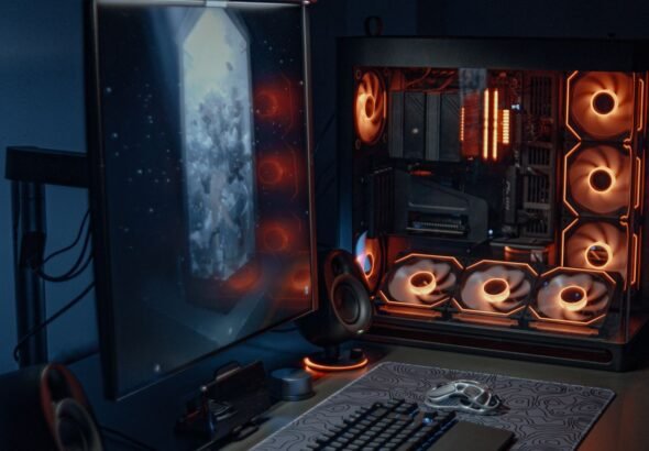 Dark atmospheric scene suited to horror-themed browser games